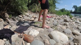 PUBLIC BEACH HANDJOB: a cute nasty girl makes me cum